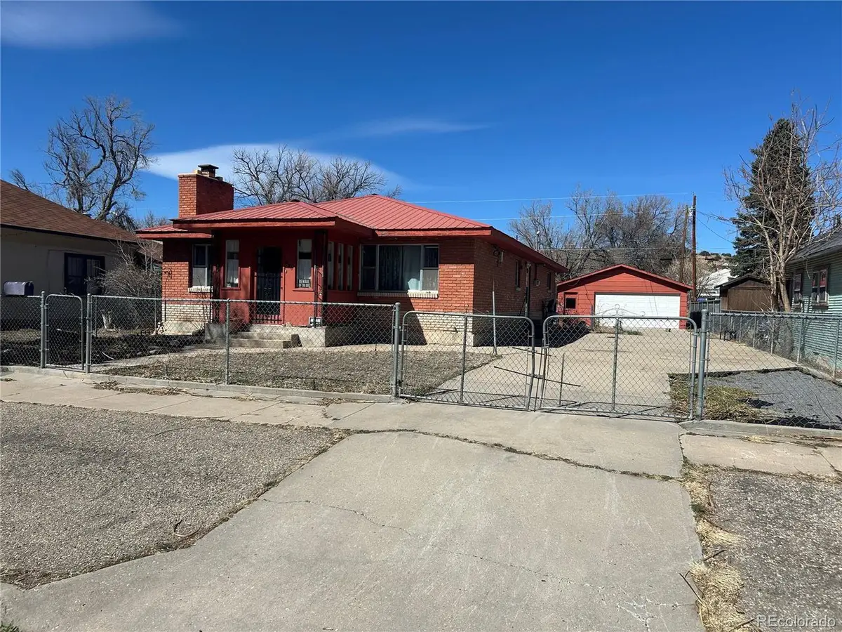 226 E 7th St, Walsenburg, CO 81089 - #1