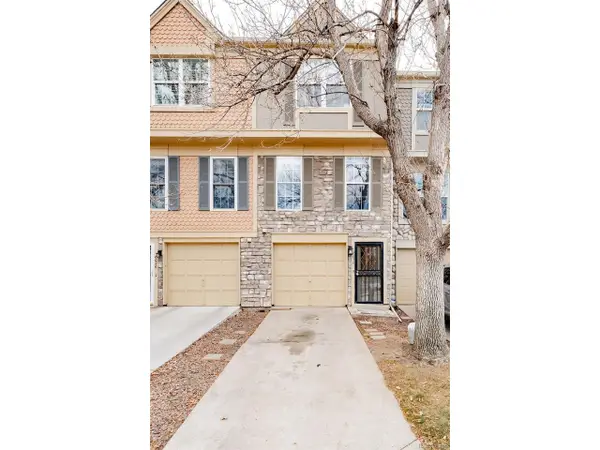 8030 S Columbine Ct, Centennial, CO 80122