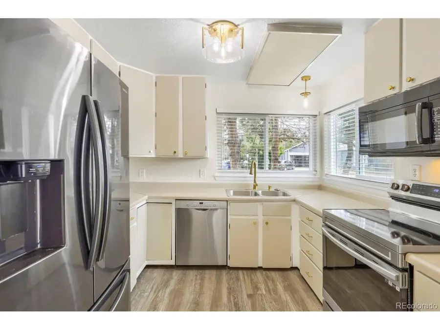 9801 Garrison Ct, Broomfield, CO 80021 - #2
