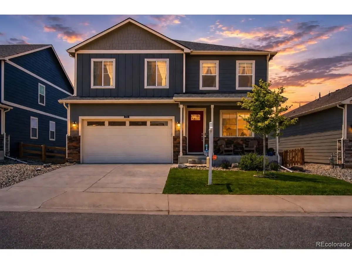 211 Fox St, Bennett, CO 80102 - #1