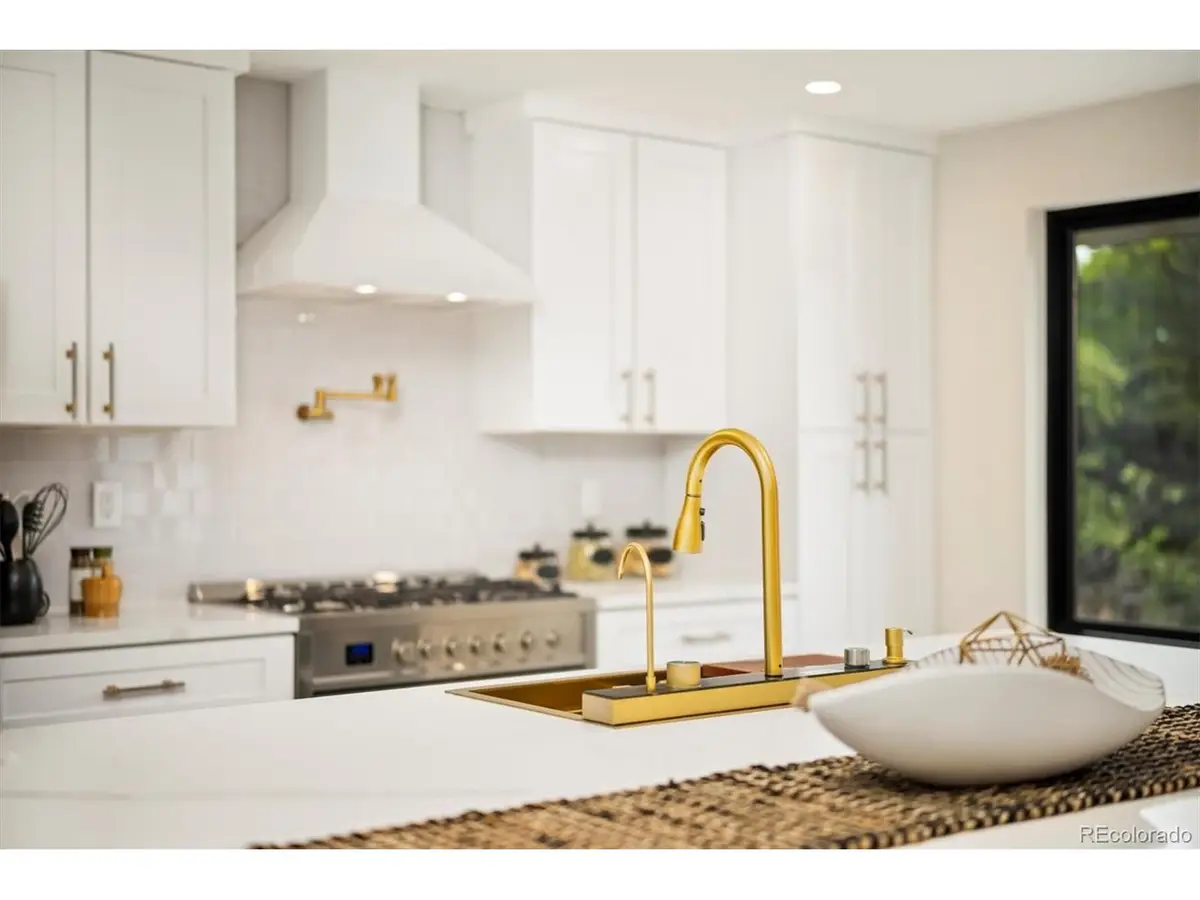 4656 Tanglewood Trl, Boulder, CO 80301 - Image #1