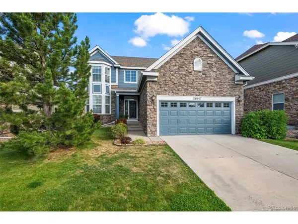 26017 E Frost Cir, Aurora, CO 80016