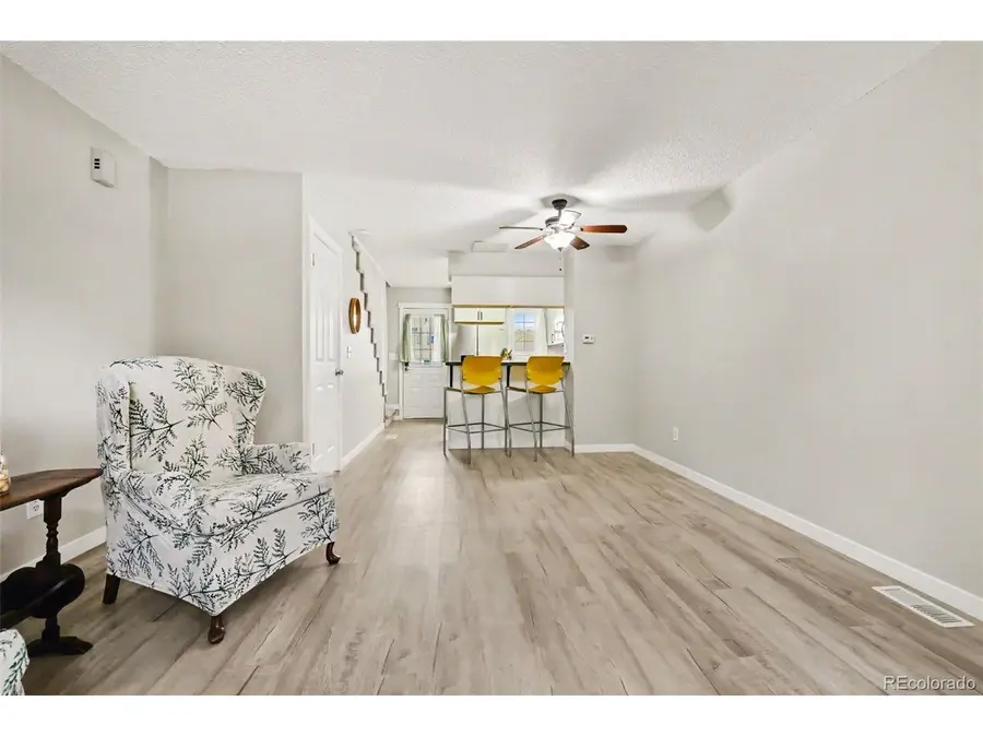 10406 W Dartmouth Ave, Lakewood, CO 80227 - #3