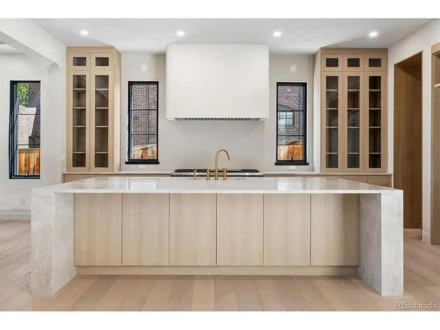 832 S Milwaukee St, Denver, CO 80209 - #3