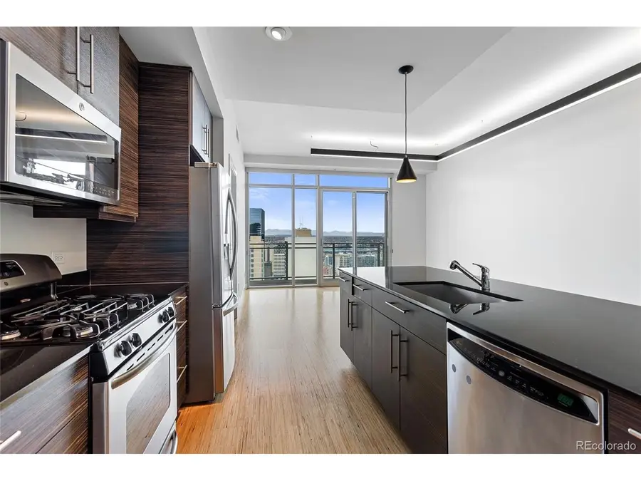 2001 N Lincoln St #2220, Denver, CO 80202 - Image #2