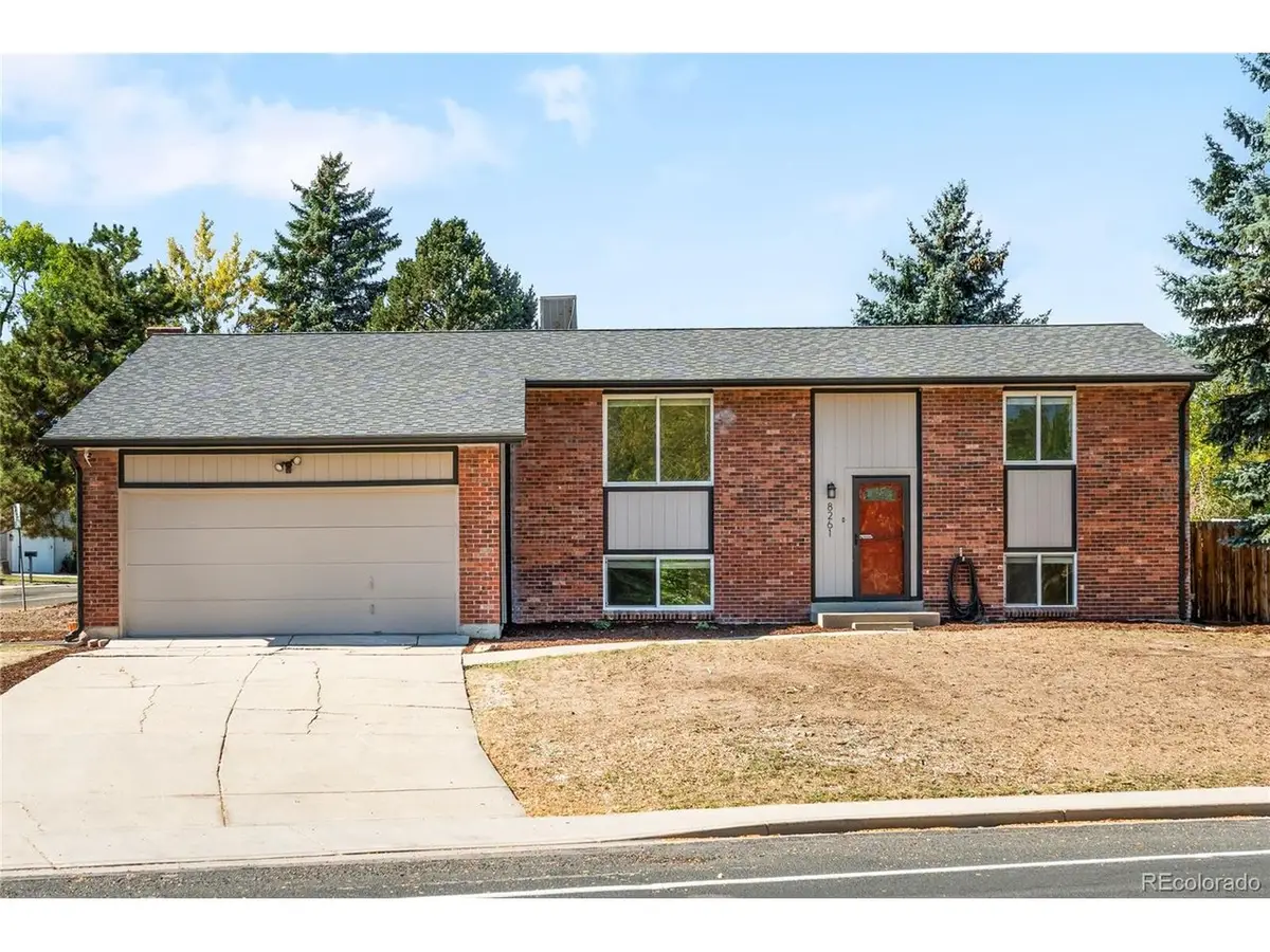 8261 W Pomona Dr, Arvada, CO 80005 - #1