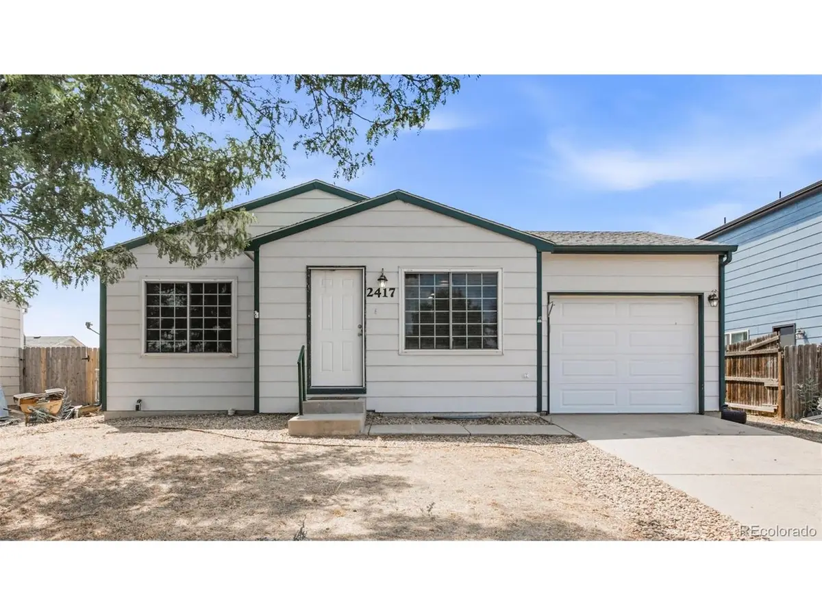 2417 Bearwood Ave, Greeley, CO 80631 - #1