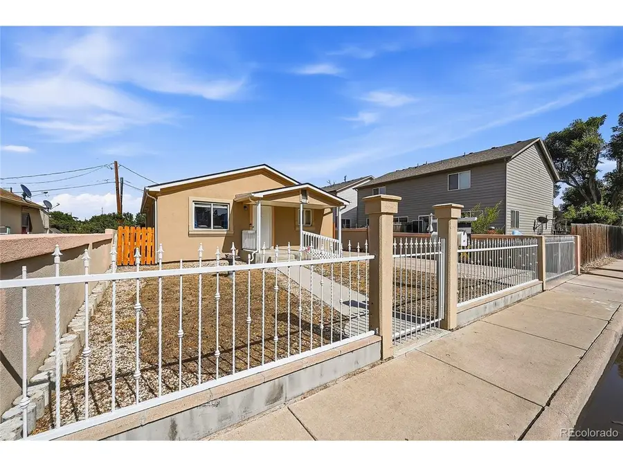 518 15th Avenue Ct, Greeley, CO 80631 - #2