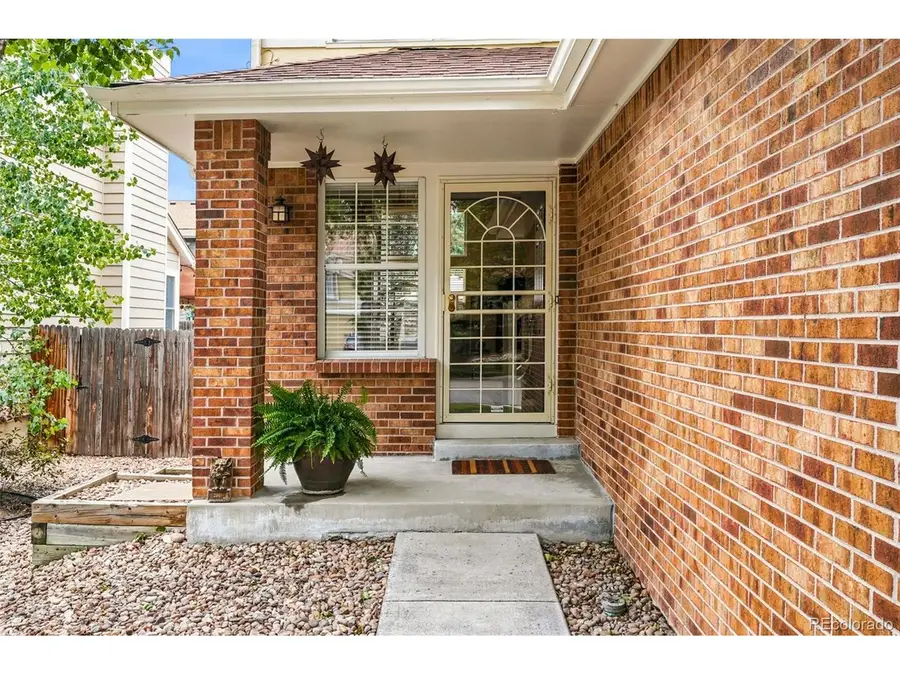 1570 S Roslyn St, Denver, CO 80231 - #3