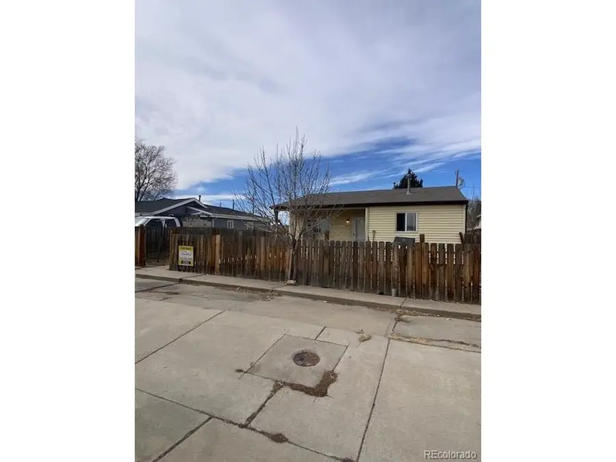6621 Hooker St, Denver, CO 80221 - #2