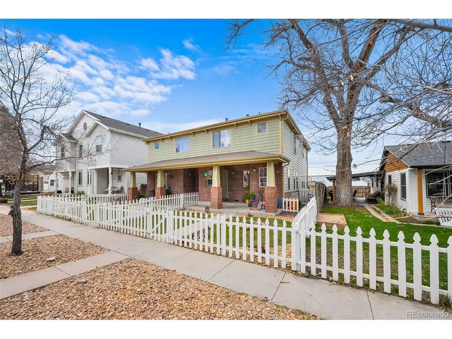 109 Cantril St, Castle Rock, CO 80104 - #2
