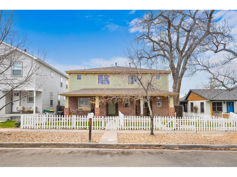 109 Cantril St, Castle Rock, CO 80104 - #3