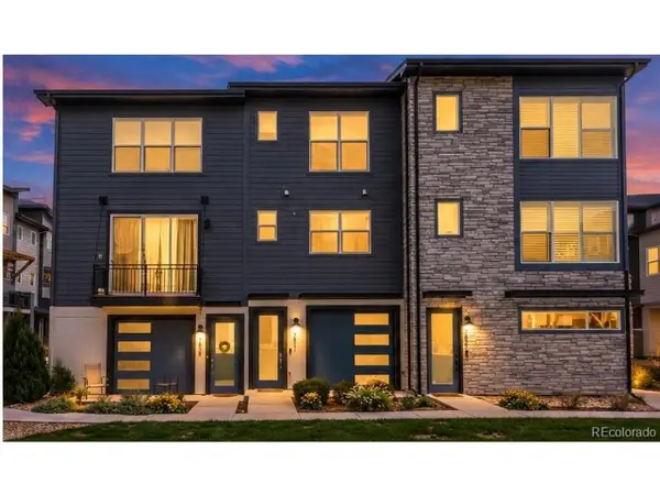 7831 W 43rd Pl, Wheat Ridge, CO 80033