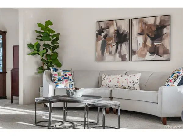 8586 Meadow Creek Dr, Highlands Ranch, CO 80126