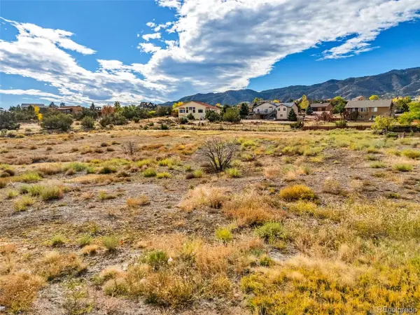 98 Wild Rose Dr, Canon City, CO 81212