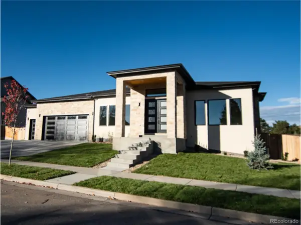 3383 S Newcombe St, Lakewood, CO 80227