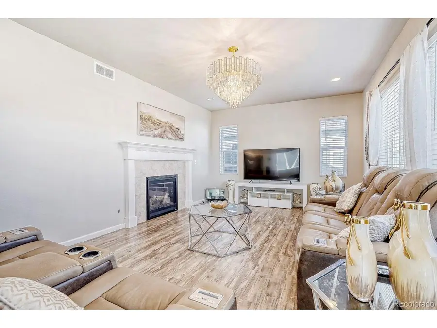 11748 Oneida St, Thornton, CO 80233 - #3
