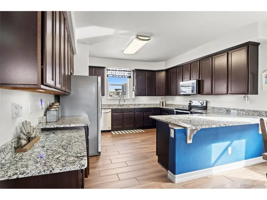 56637 E 23rd Ave, Strasburg, CO 80136 - #3