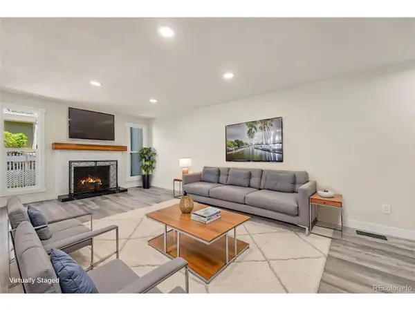 2740 S Kenton Ct, Aurora, CO 80014
