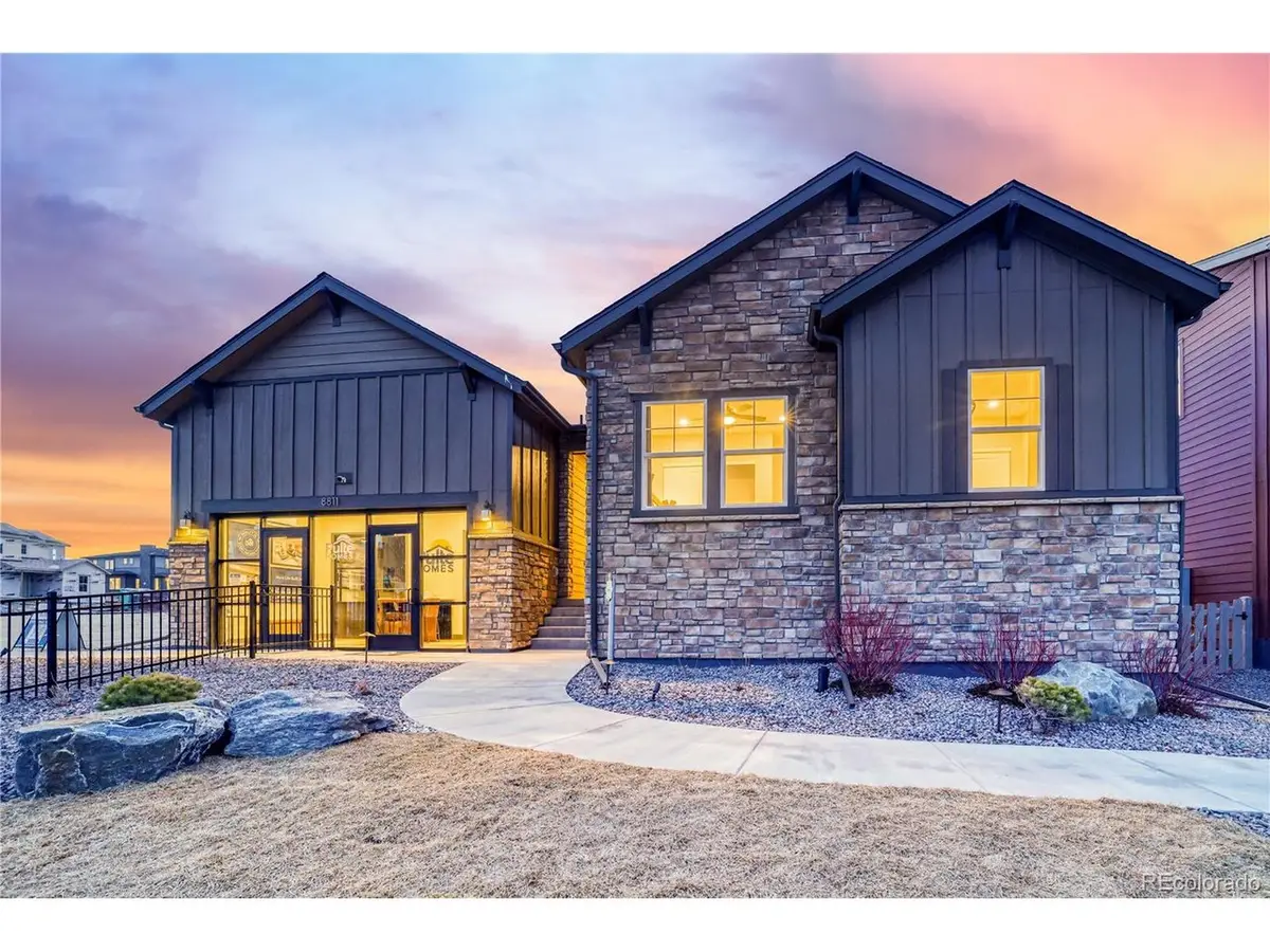 8811 Hotchkiss St, Littleton, CO 80125 - #1
