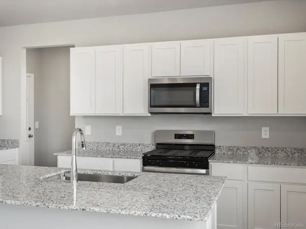 4624 Rabbitbrush St, Johnstown, CO 80534