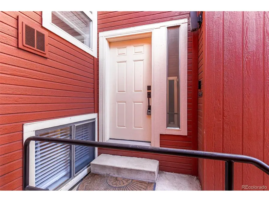 7107 S Bryant St, Littleton, CO 80120 - Image #2