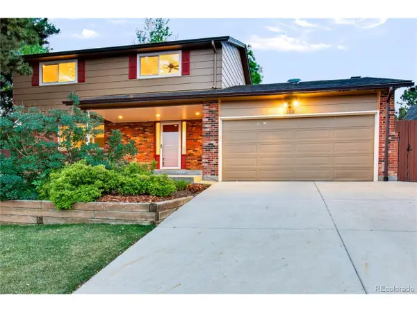 660 Omega Ln, Littleton, CO 80124