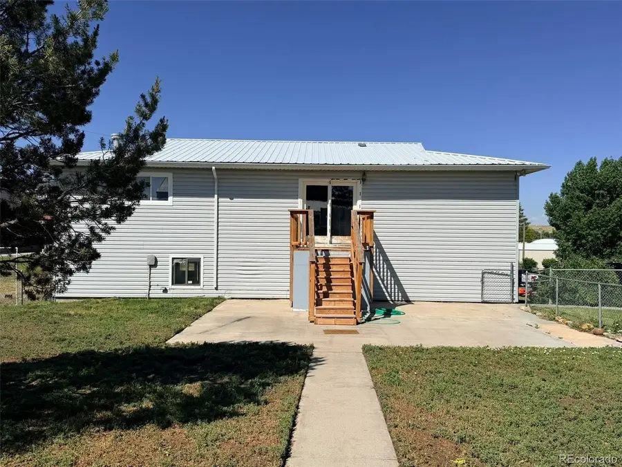 140 3rd Ave, Deer Trail, CO 80105 - #2