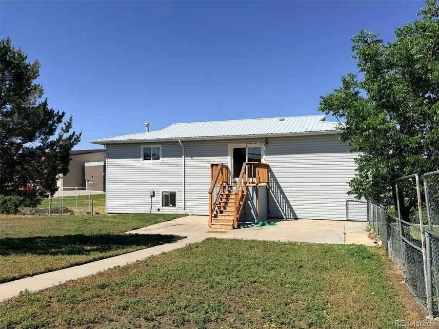 140 3rd Ave, Deer Trail, CO 80105 - #3