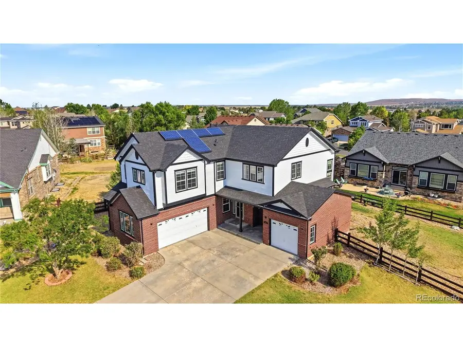 122 N De Gaulle St, Aurora, CO 80018 - #2