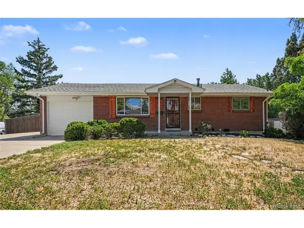 400 Leo Ln, Denver, CO 80260