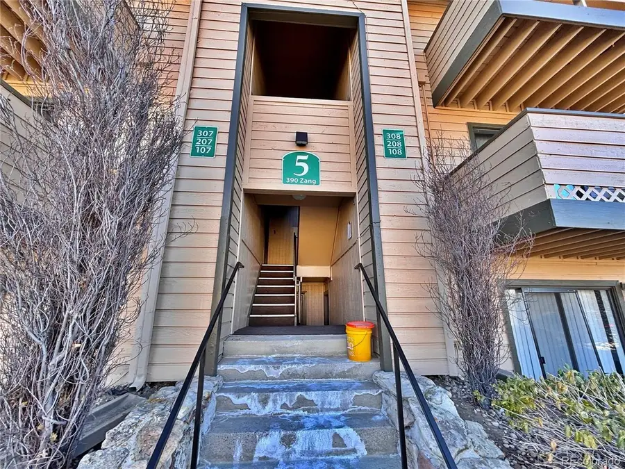 390 W Zang St #5-5-107, Lakewood, CO 80228 - Image #2