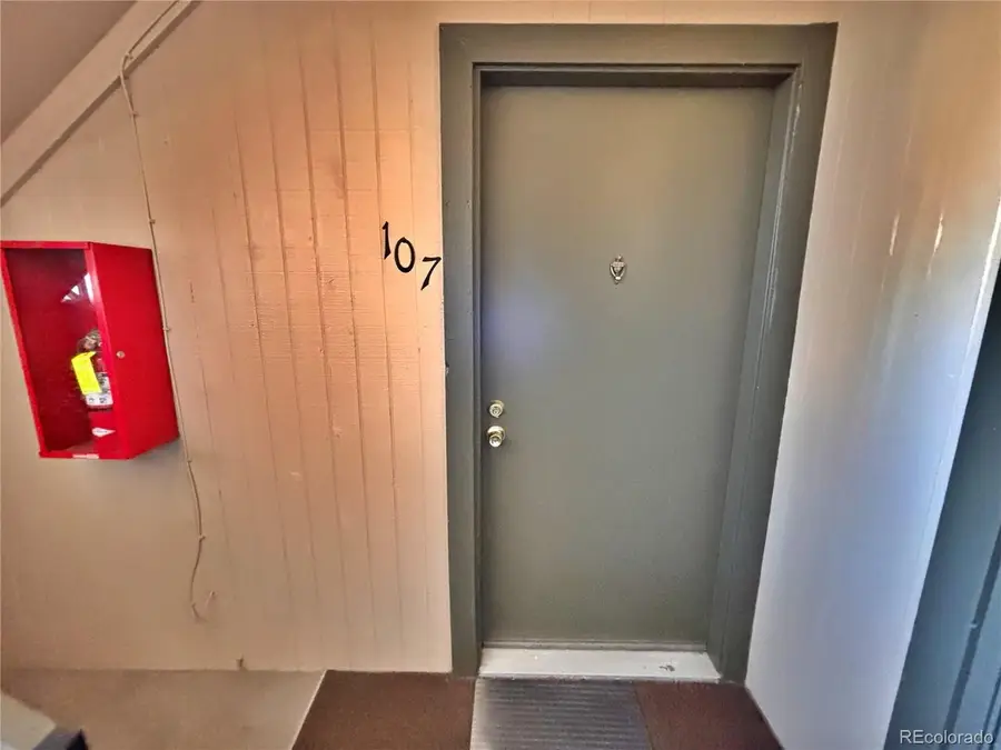 390 W Zang St #5-5-107, Lakewood, CO 80228 - Image #3