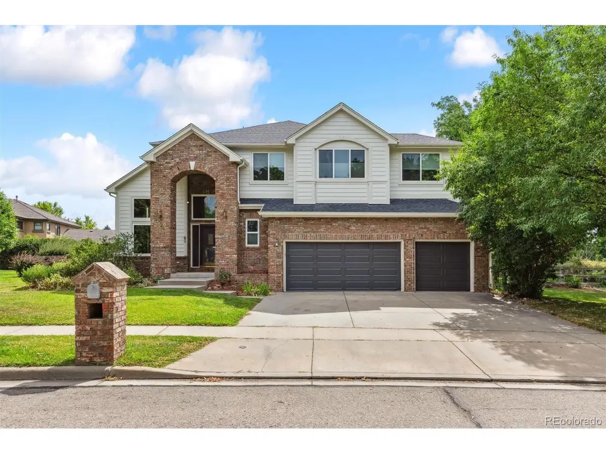 2240 Summitview Dr, Longmont, CO 80504 - #1