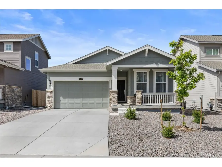 223 Corkscrew St, Elizabeth, CO 80107 - #2