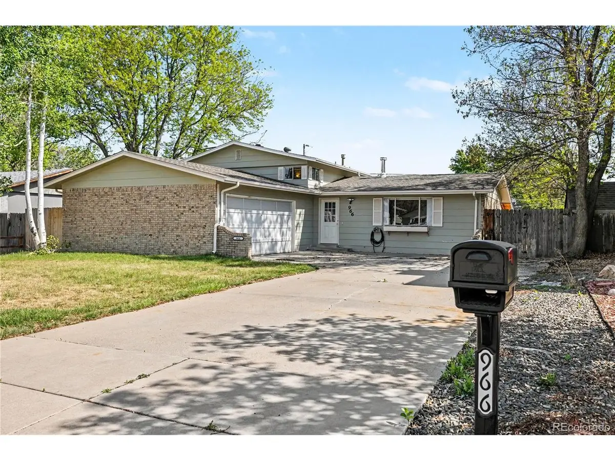 966 E 8th Ave, Broomfield, CO 80020 - #1