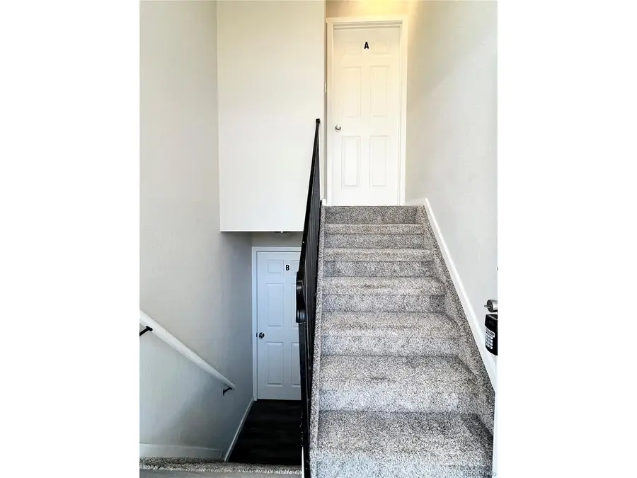 907 W Madison St, Colorado Springs, CO 80907 - #2
