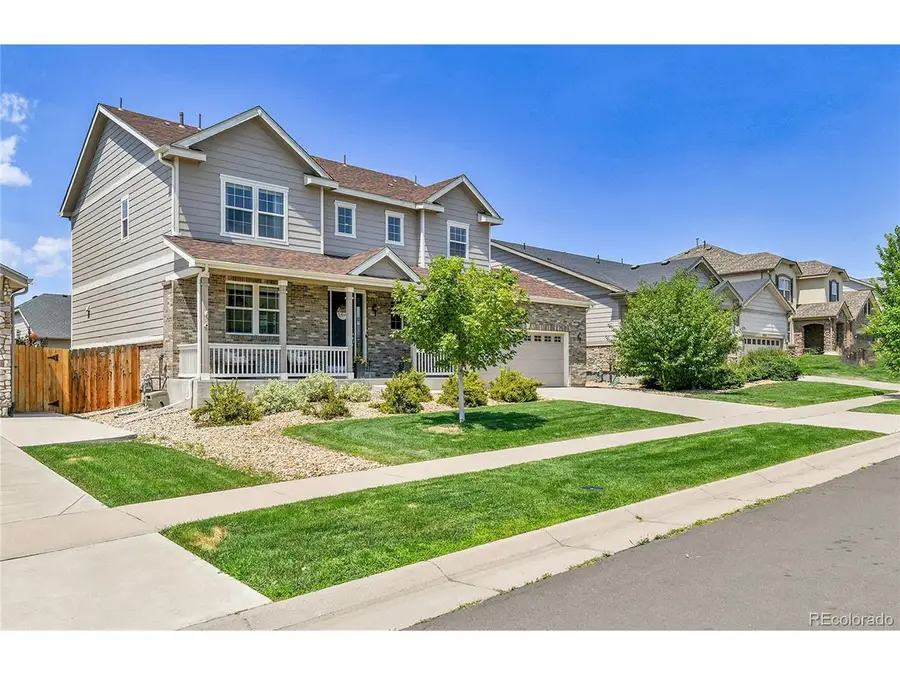 5967 S Langdale Ct, Aurora, CO 80016 - Image #2