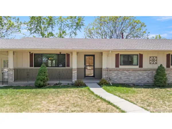 10152 W 70th Dr, Arvada, CO 80004