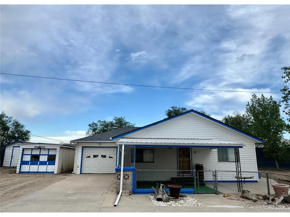 10 N Stewart St, Keenesburg, CO 80643 - #1