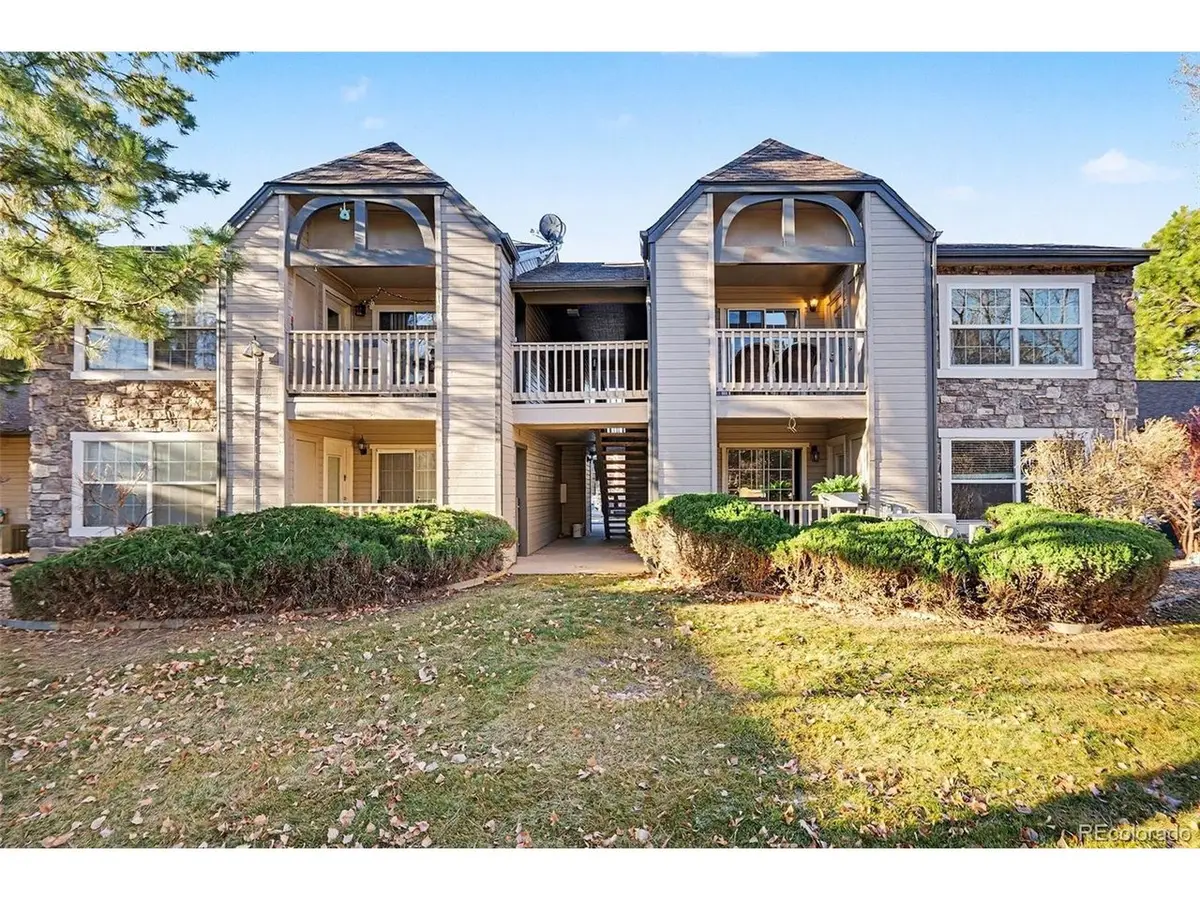 9273 E Arbor Cir #F, Englewood, CO 80111 - Image #1