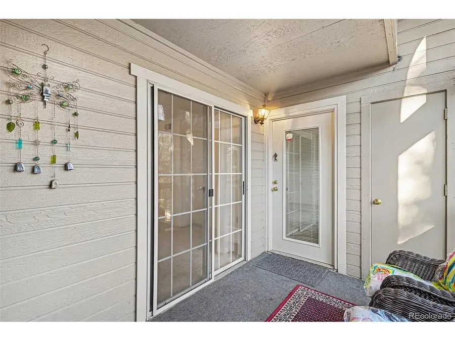 9273 E Arbor Cir #F, Englewood, CO 80111 - Image #2