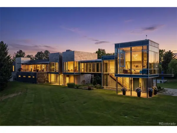 14 Random Rd, Englewood, CO 80113