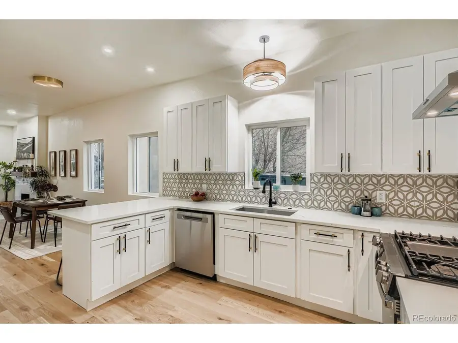 2423 Glenarm Pl, Denver, CO 80205 - Image #3