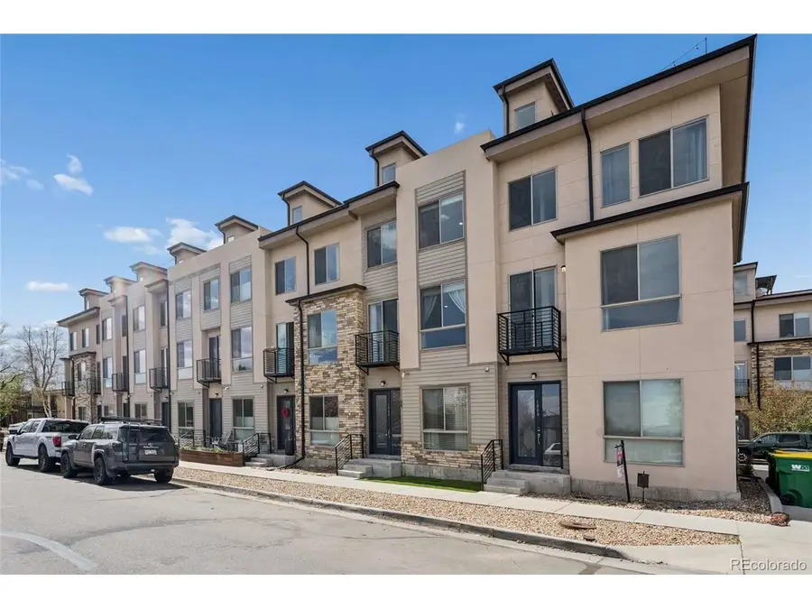 1935 Eaton St, Lakewood, CO 80214 - #2