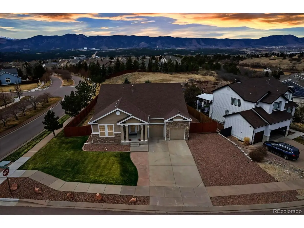 402 Coyote Willow Dr, Colorado Springs, CO 80921 - #1