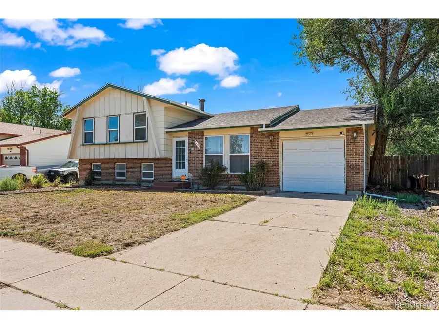2458 Payne Cir, Colorado Springs, CO 80916 - #3