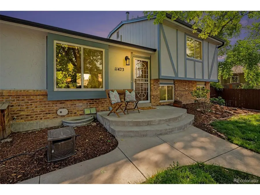 11423 W Ida Ave, Littleton, CO 80127 - #2