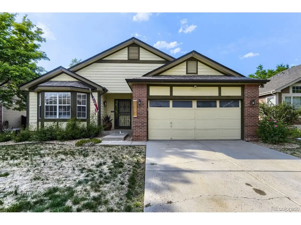 19091 E Chenango Cir, Aurora, CO 80015 - #1