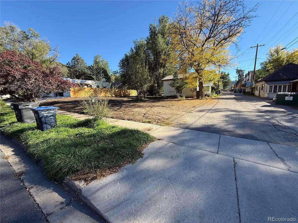 756 E 7th St, Durango, CO 81301 - #1